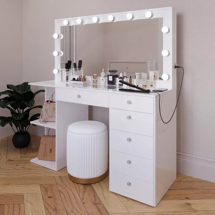 www.jingtongfurniture.com
